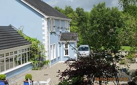 Five Oaks Bed & Breakfast With Free Parking, Tranquil Setting